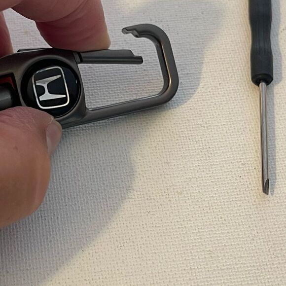 Honda Key Fob Keychain in Black Metal NWT - Picture 2 of 4